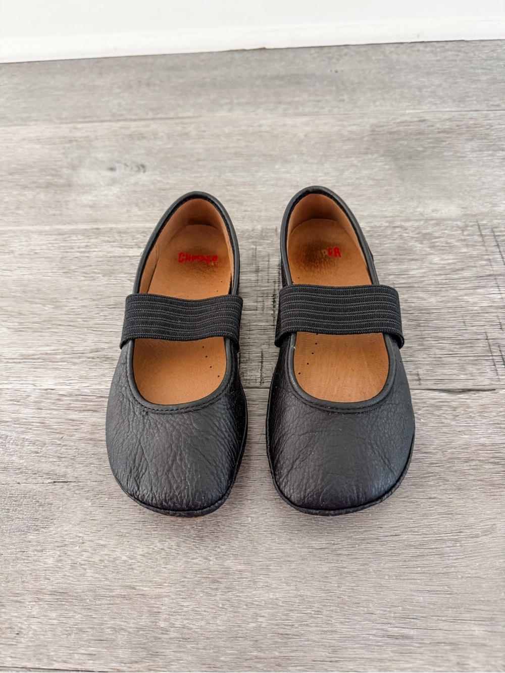 Camper RIGHT Black Leather Ballerinas for kids size 32 EU/ 13.5 US